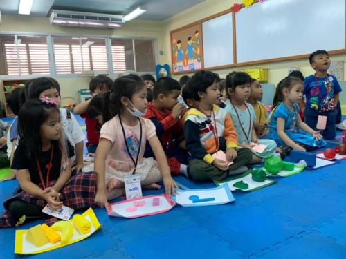 กิจกรรม color games ห้อง 5 ๑๙๑๐๐๒ 0002
