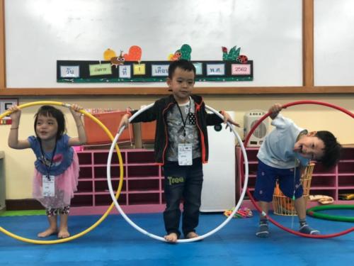 ห้อง3  กีฬาแบบห่วงฟ สร้างสรรค์จาก Loose Parts ๑๙๑๐๐ 2