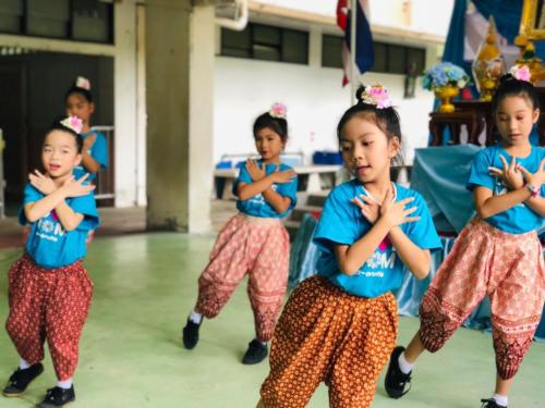 ถวายพระพร วันแม่62 ๑๙๐๘๐๙ 0017