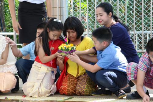 ลอยกระทง 62 ๑๙๑๑๑๓ 0011