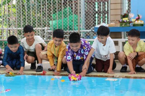 ลอยกระทง 62 ๑๙๑๑๑๓ 0015
