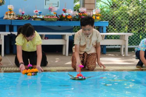 ลอยกระทง 62 ๑๙๑๑๑๓ 0052