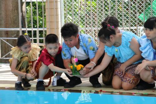 ลอยกระทง 62 ๑๙๑๑๑๓ 0084