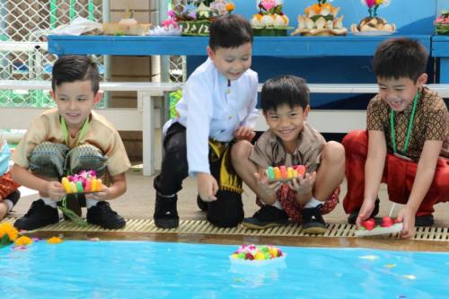ลอยกระทง 62 ๑๙๑๑๑๓ 0130