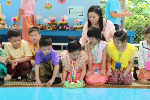 ลอยกระทง 62 ๑๙๑๑๑๓ 0152