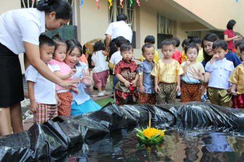 ลอยกระทง 62 ๑๙๑๑๑๓ 0298