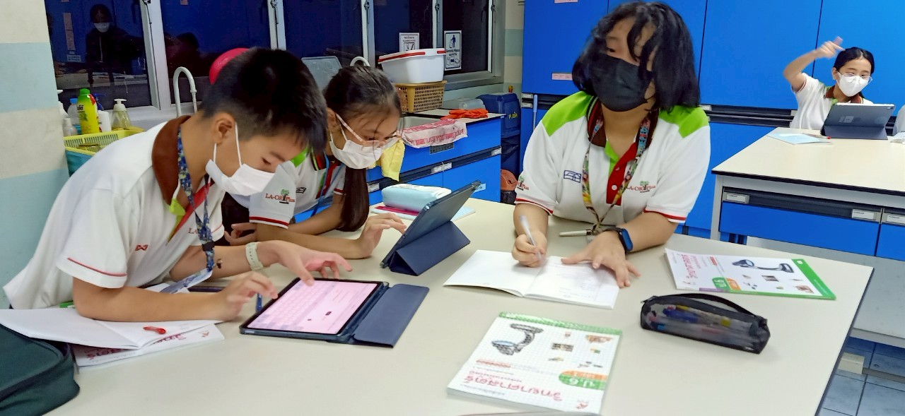 ประมวลภาพบรรยากาศการเรียนการสอน ภาคเรียนที่ 1/2568 ทุกระดับชั้น ระหว่างวันที่ 19 – 23 พฤษภาคม 2568 (ประถมศึกษาปีที่ 6)(กรุงเทพมหานคร)