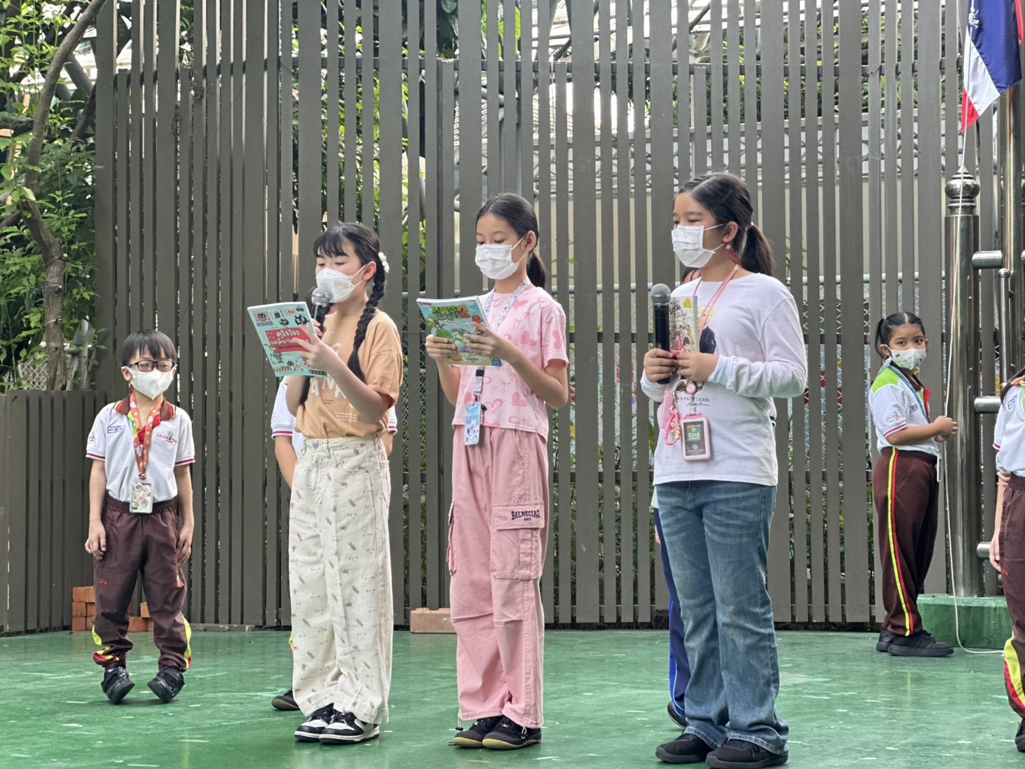 📚✨ ขอเชิญชวนร่วมกิจกรรม “หนังสือดี…บอกต่อ” กับ Literary Enthusiasts Club! ✨📚
