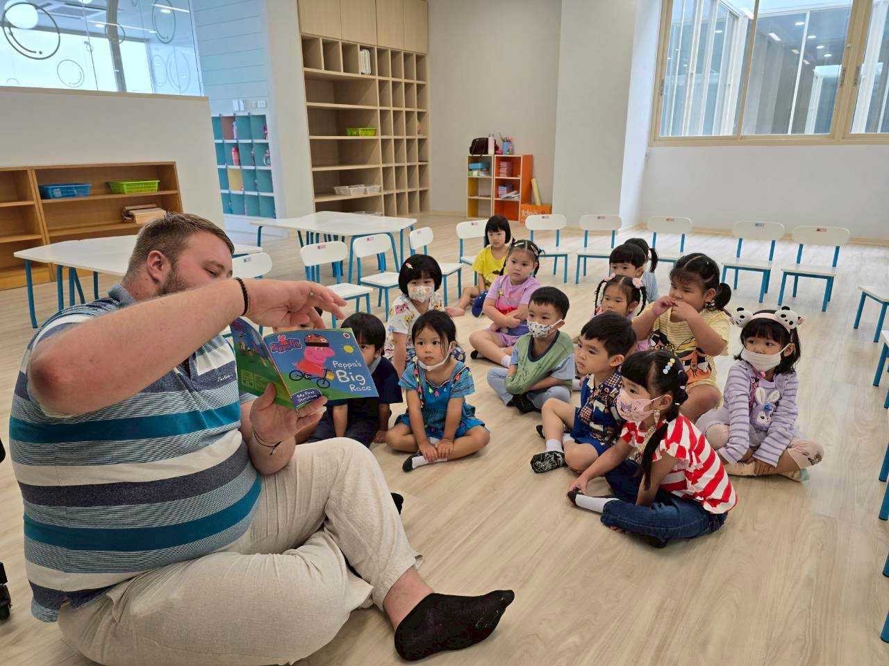 “La-or NEXT Classroom”