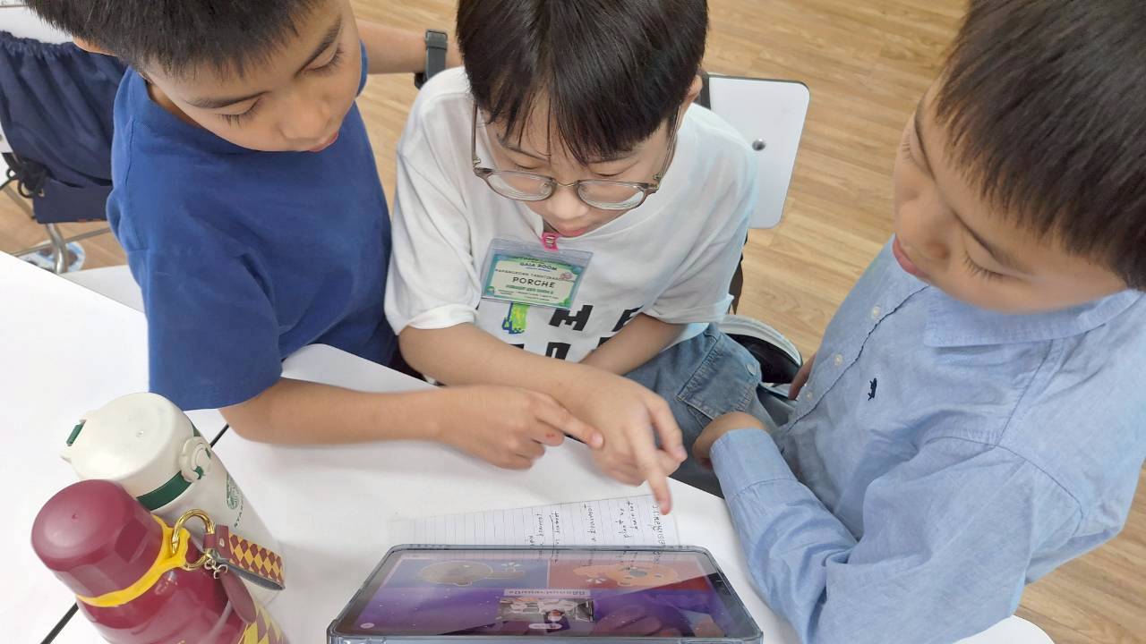 ประมวลภาพกิจกรรม October Camp 2025: Mission Me Time Machine(3 Missions: Me Then & Now / Me for the Planet / Me in the Future)