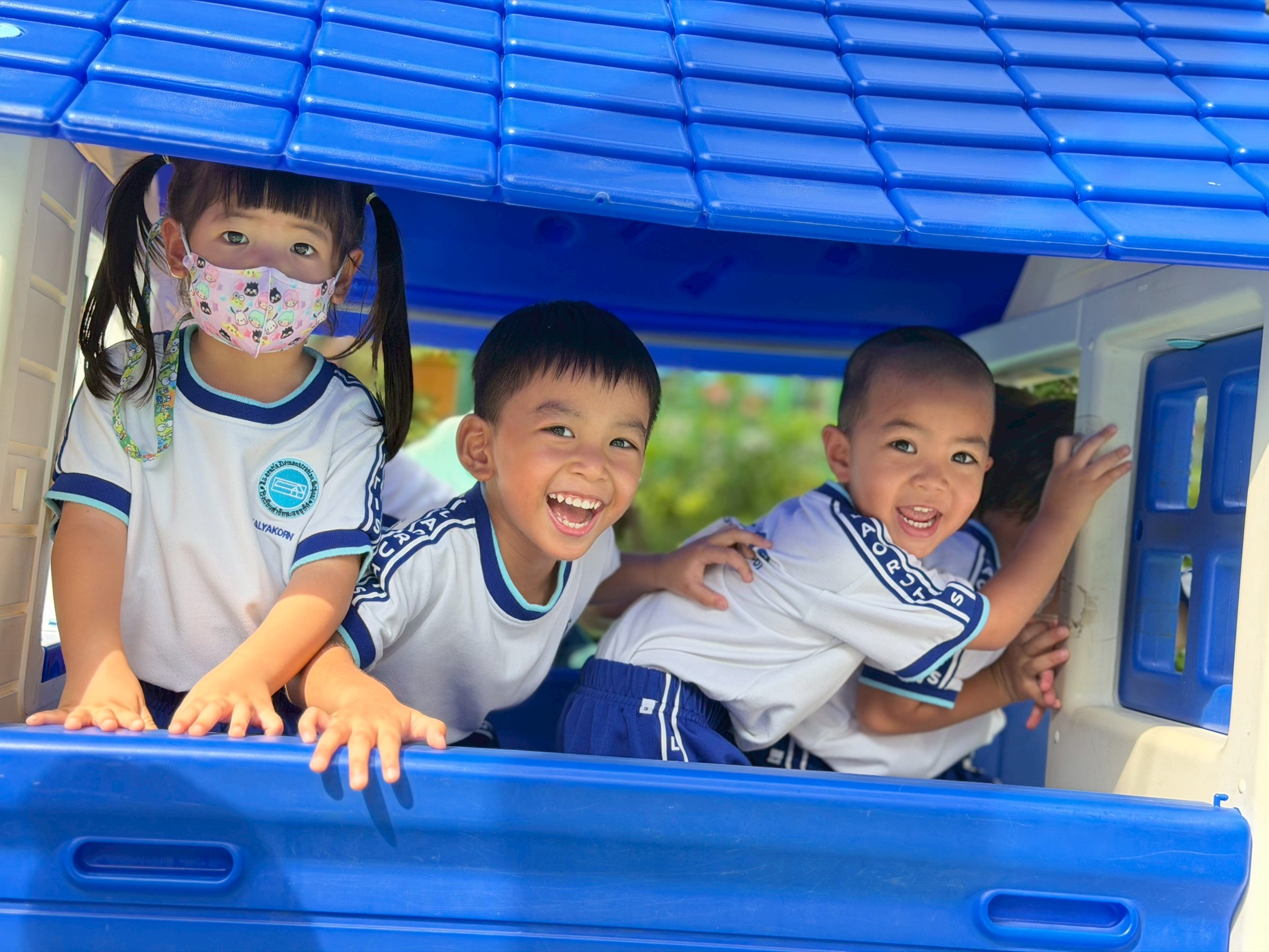 ประมวลภาพบรรยากาศการเรียนการสอน ภาคเรียนที่ 2/2568 ระดับชั้นบ้านสาธิต วันที่ 10 – 14 พฤศจิกายน  2568 (กรุงเทพมหานคร)