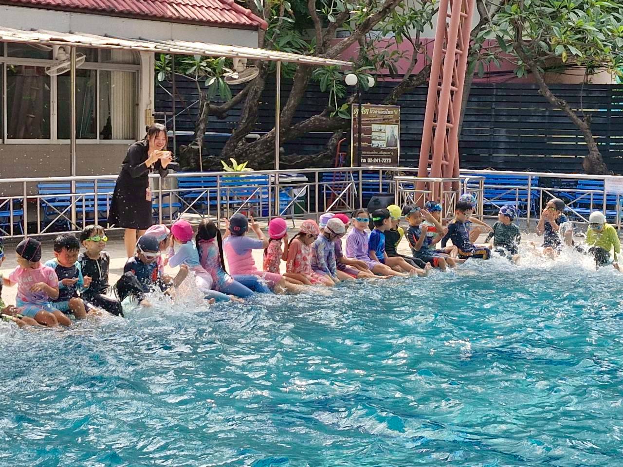 ประมวลภาพบรรยากาศการเรียนการสอน ภาคเรียนที่ 2/2568 ระดับชั้นประถมศึกษาปีที่ 1 วันที่ 10 – 14 พฤศจิกายน  2568 (กรุงเทพมหานคร)