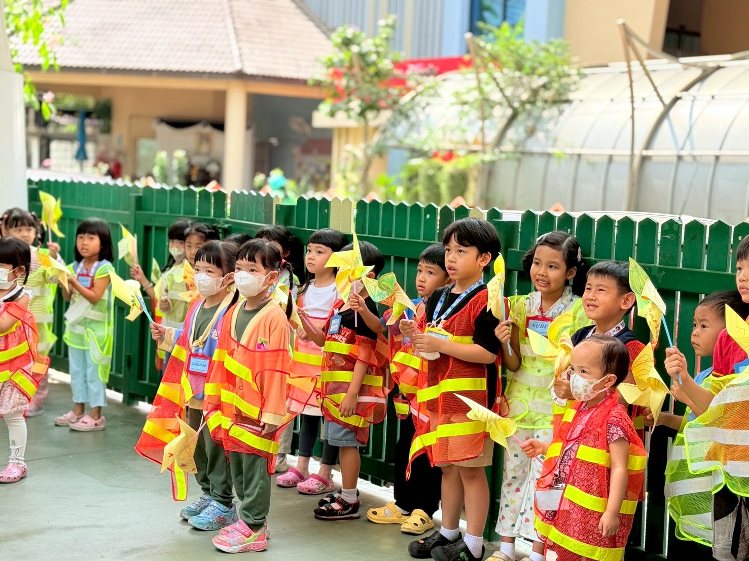 เมื่อพลังงานกำลังจะขาดแคลน วิศวกรตัวน้อย พร้อมจะออกเดินทางตามหา “ลม” แล้วครับบบบ 🌬