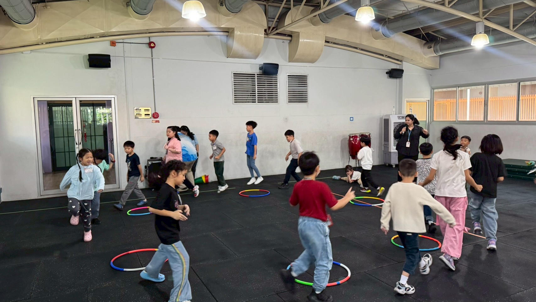 📣 รวมภาพบรรยากาศกิจกรรมโครงการ Summer Camp 2026 🌈✨ (Dino Hop Room EN-TH R1)